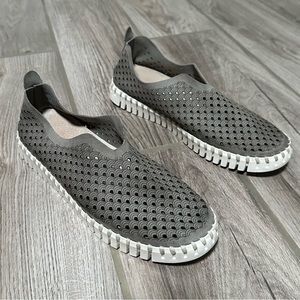Ilse Jacobsen Hornbaek Size 38 US 7 Gray Tulip 139 Platform Flat Slip On